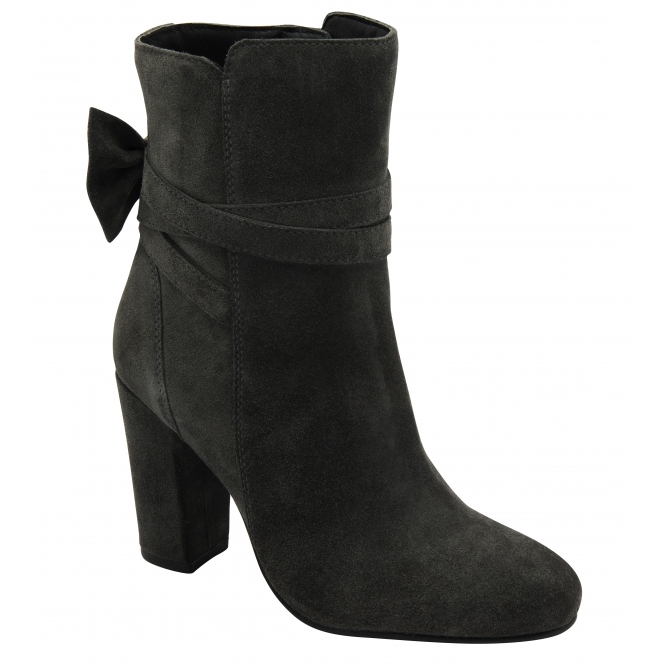 Ravel Women's Alder Ankle Boots