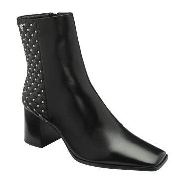 Ravel Women's Bann Ankle Boots
