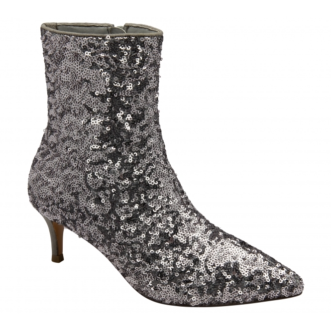 Ravel Women's Currans Ankle Boots