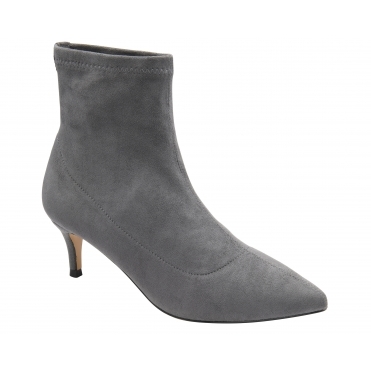 Ravel Women's Madruga Ankle Boots