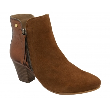 Ravel Women's Tay Ankle Boots