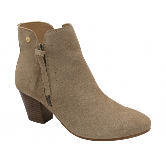 Ravel Women's Tulli Ankle Boots
